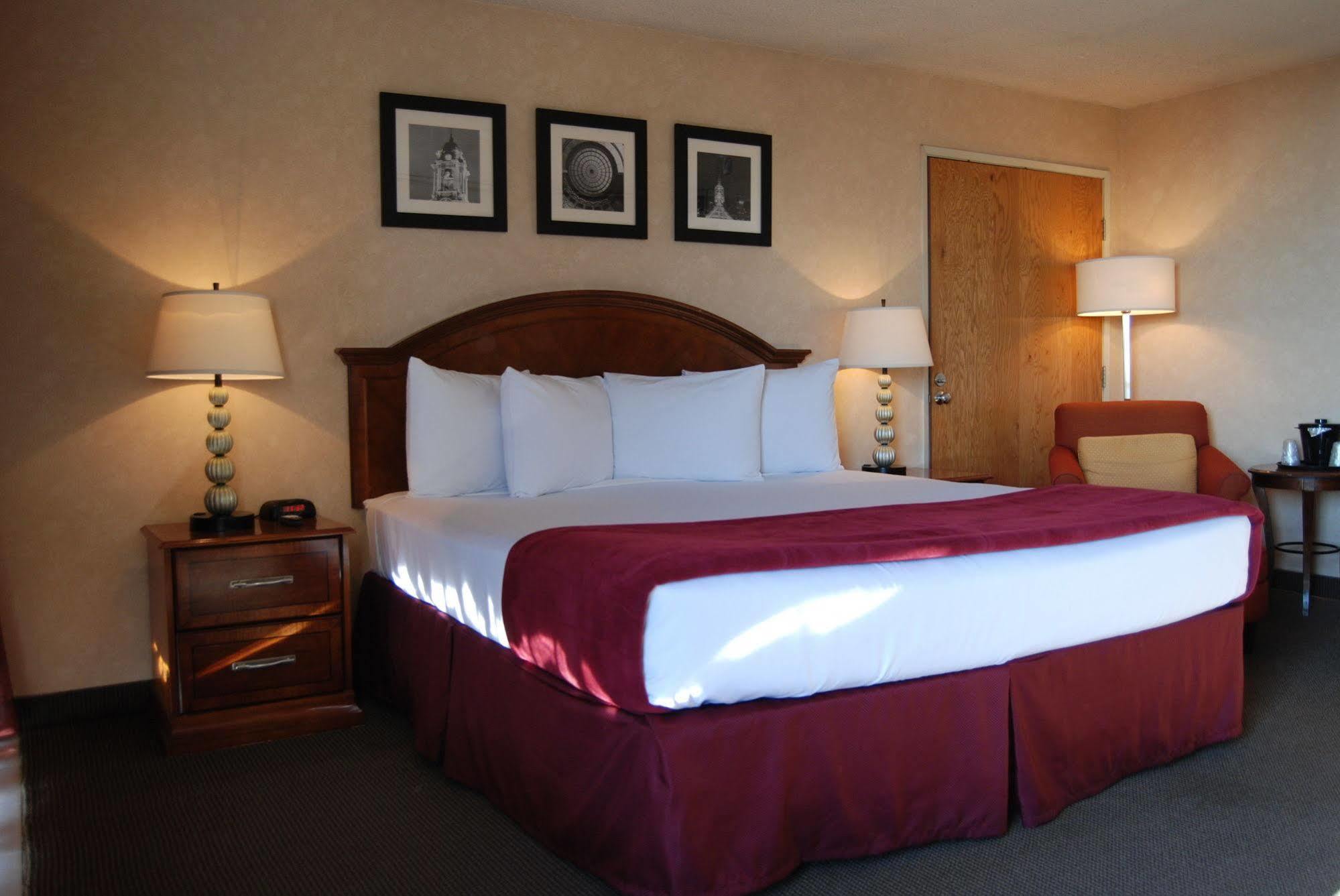 Hotel At The Convention Center Portland