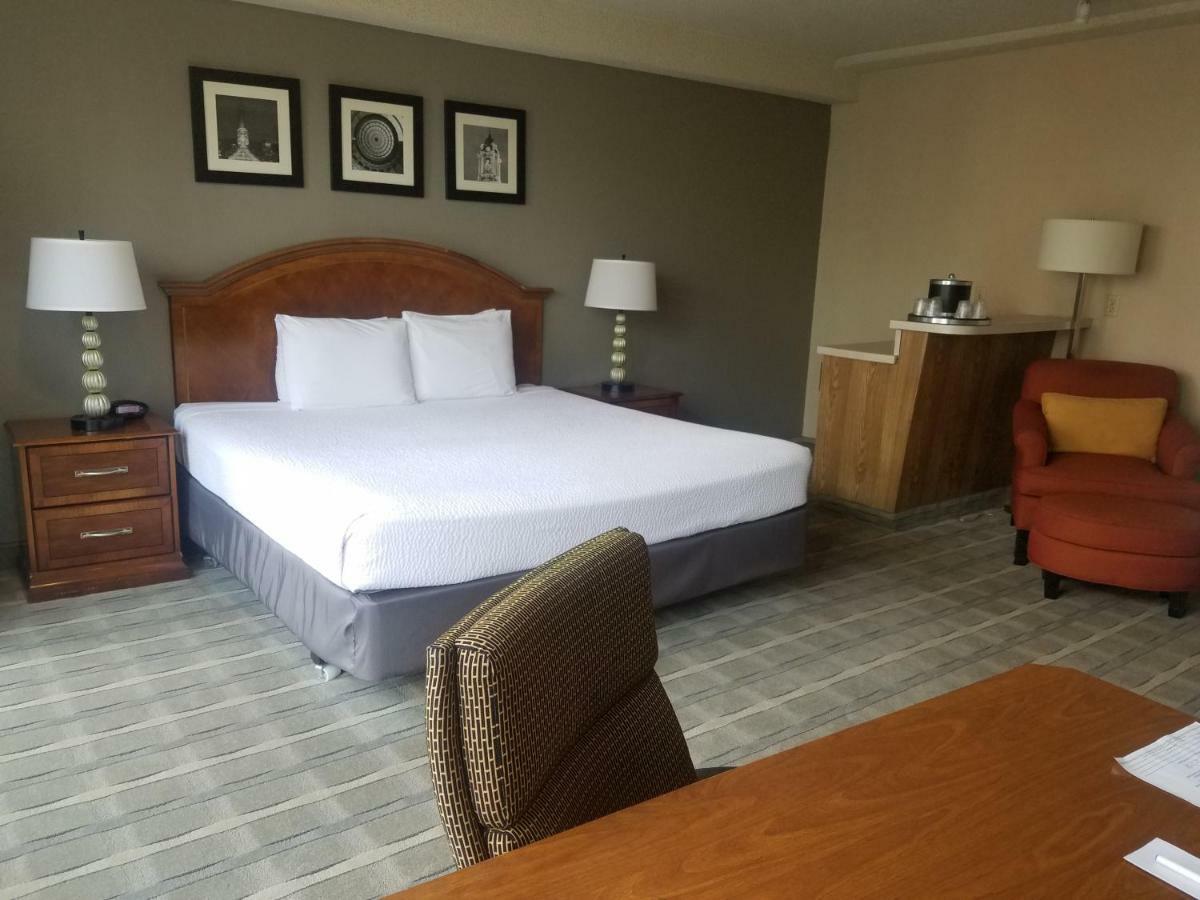 Hotel At The Convention Center Portland